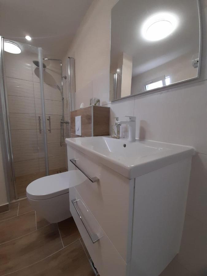 Rooms & Apartment Lasta Split Exterior photo