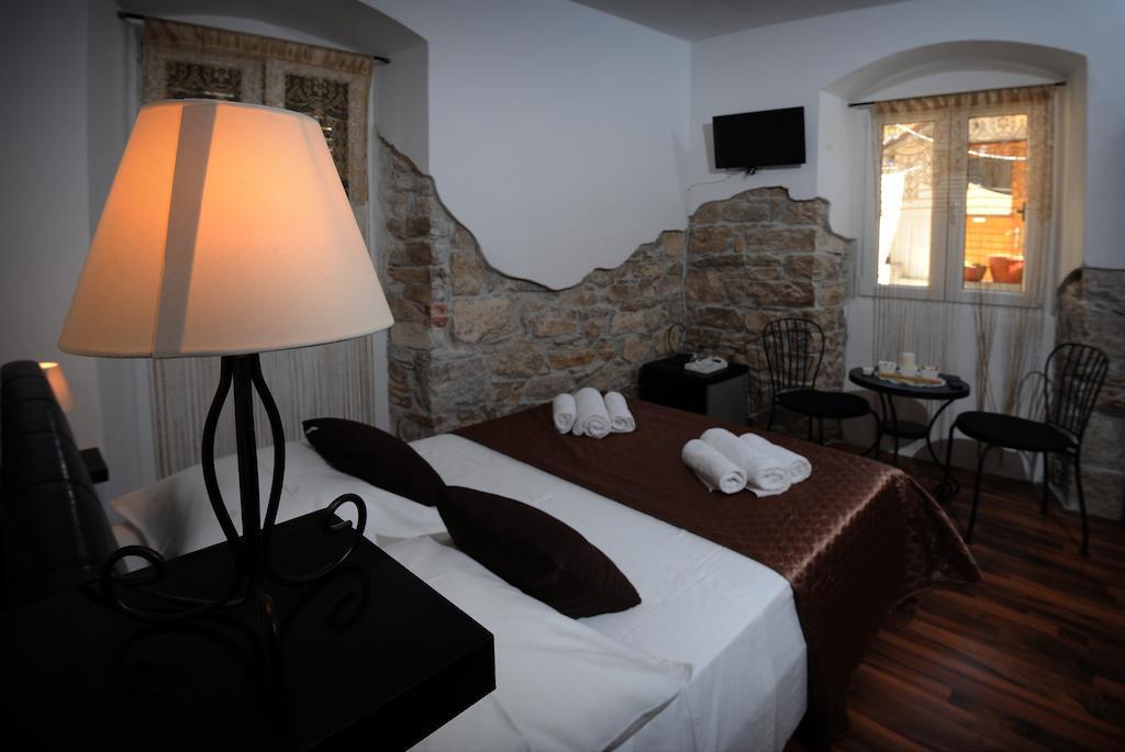 Rooms & Apartment Lasta Split Room photo
